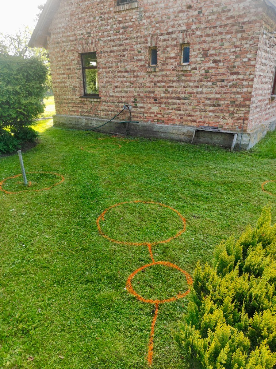 Atzīmēta kanalizācijas vieta