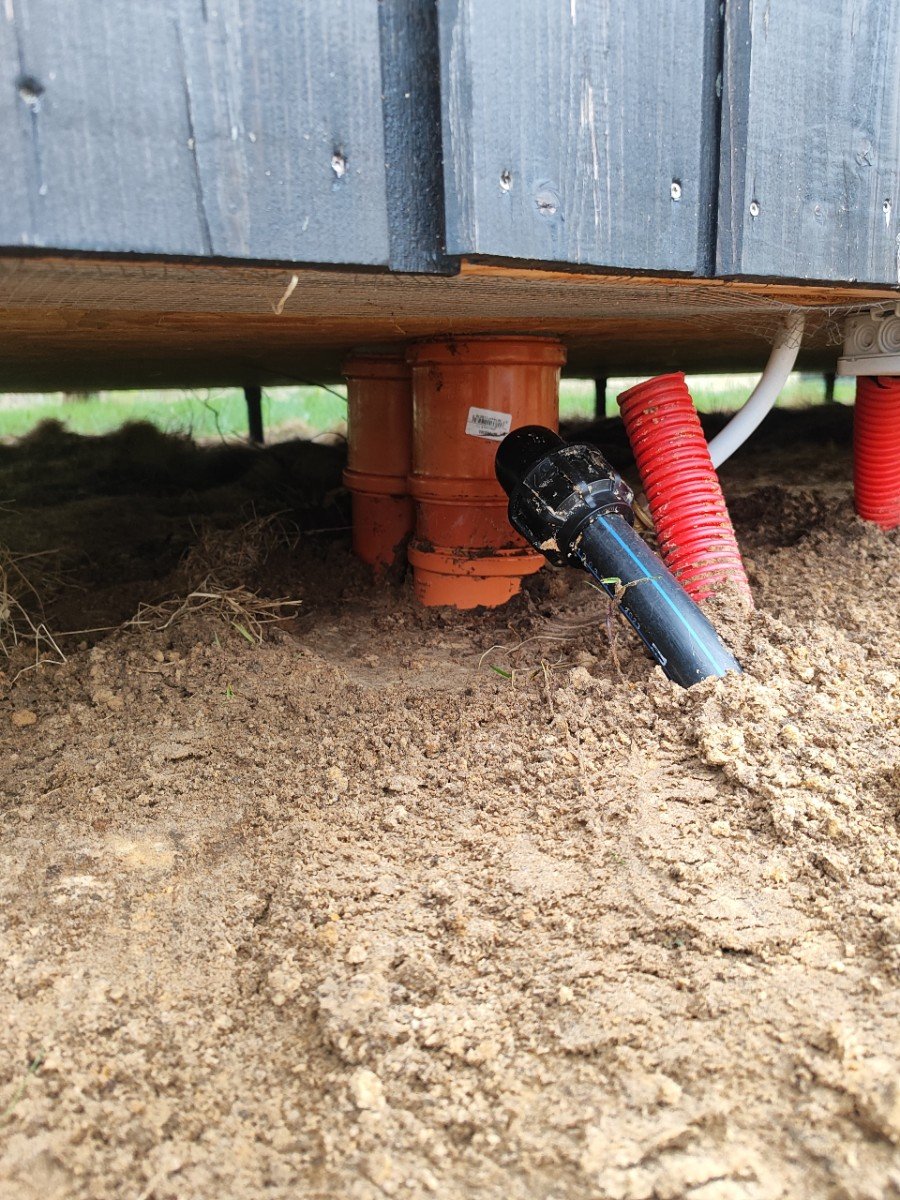 Kanalizācijas izvads no mājas